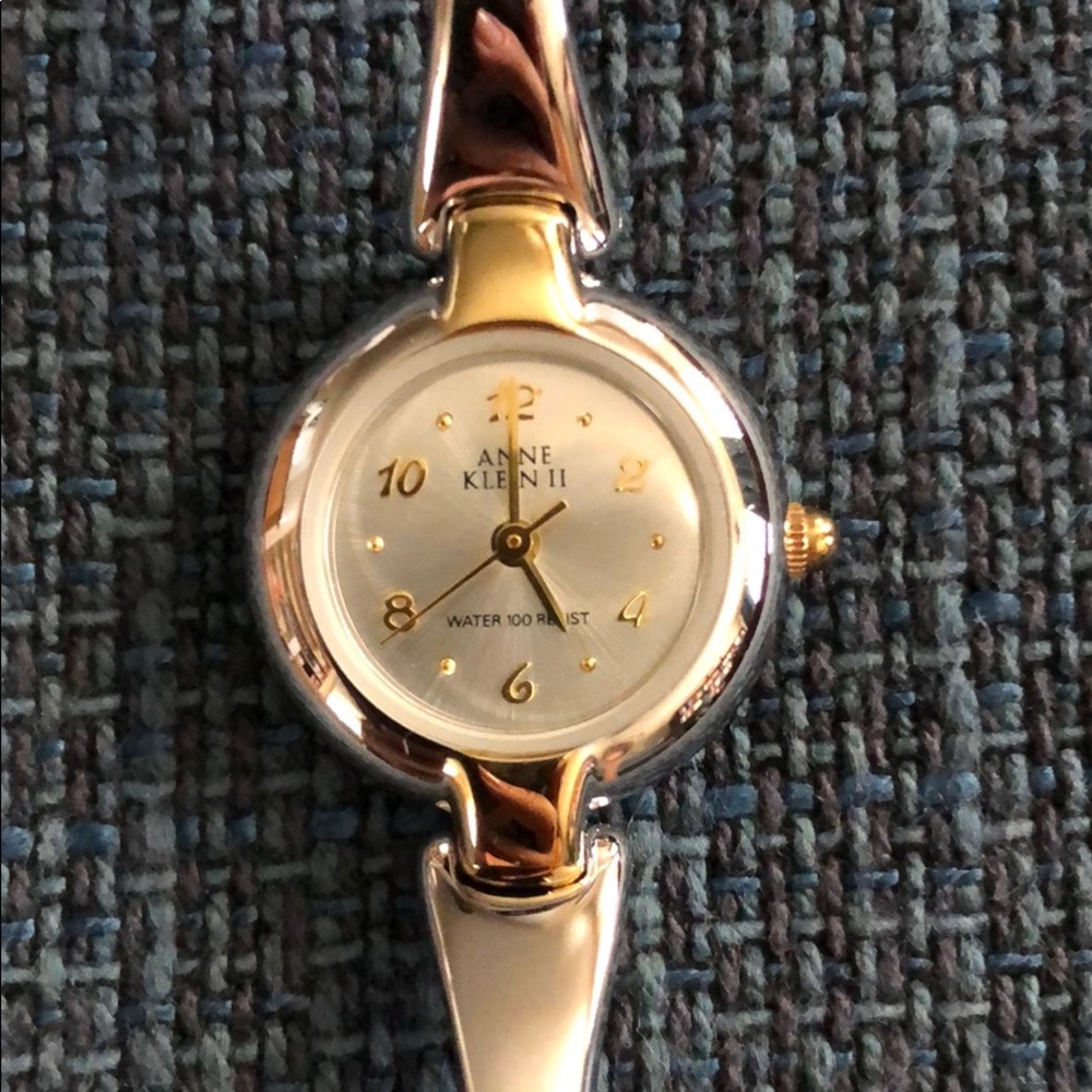 Beautiful Anne Klein II silver watch
